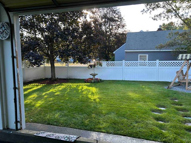 5 Pinedale Street, Manchester, NH 03102