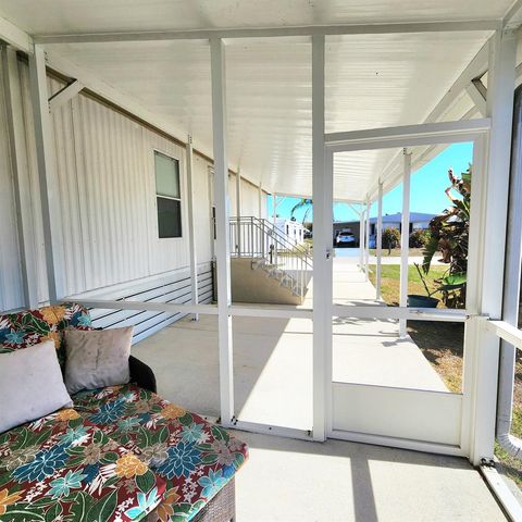 15 Alta Loma, Port St. Lucie, FL 34952