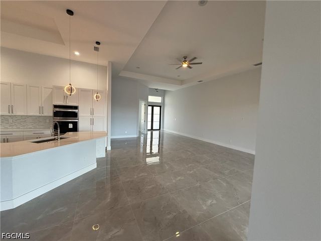 1636 Old Burnt Store RD N, Cape Coral, FL 33993
