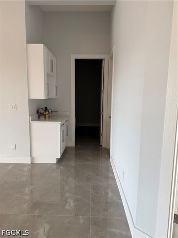 1636 Old Burnt Store RD N, Cape Coral, FL 33993
