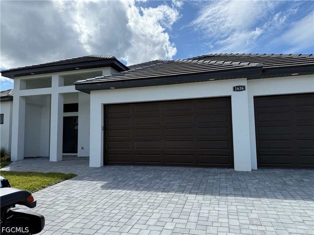 1636 Old Burnt Store RD N, Cape Coral, FL 33993