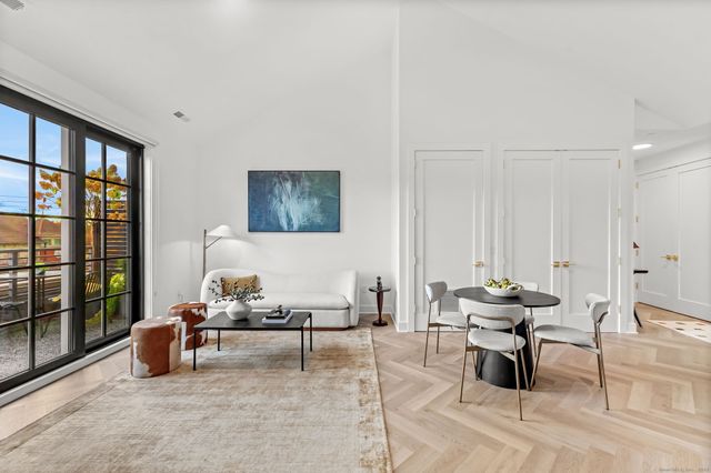 100 East Putnam Avenue 311, Greenwich, CT 06807