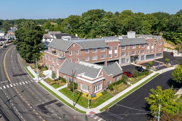 100 East Putnam Avenue 311, Greenwich, CT 06807