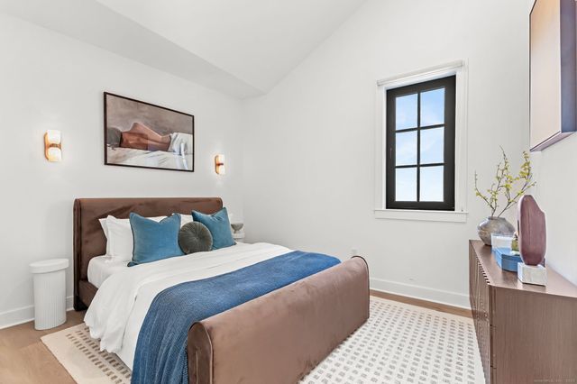 100 East Putnam Avenue 311, Greenwich, CT 06807