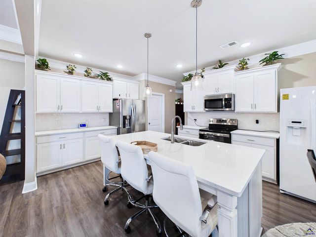 619 Samantha Brooke Way, Bonaire, GA 31005