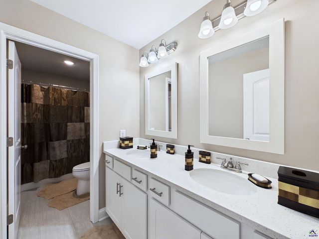 619 Samantha Brooke Way, Bonaire, GA 31005