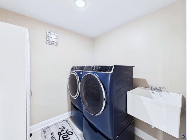 619 Samantha Brooke Way, Bonaire, GA 31005
