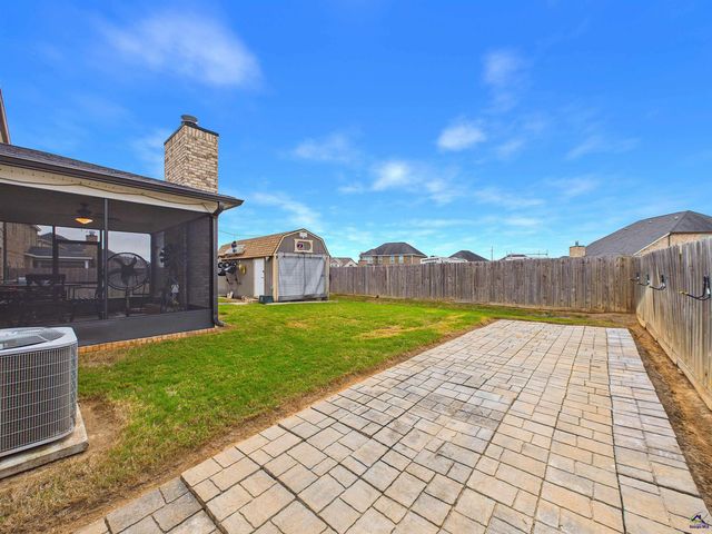 619 Samantha Brooke Way, Bonaire, GA 31005