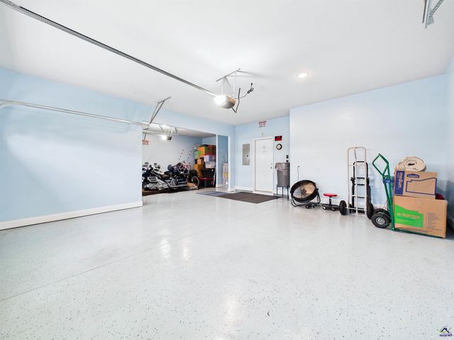 619 Samantha Brooke Way, Bonaire, GA 31005