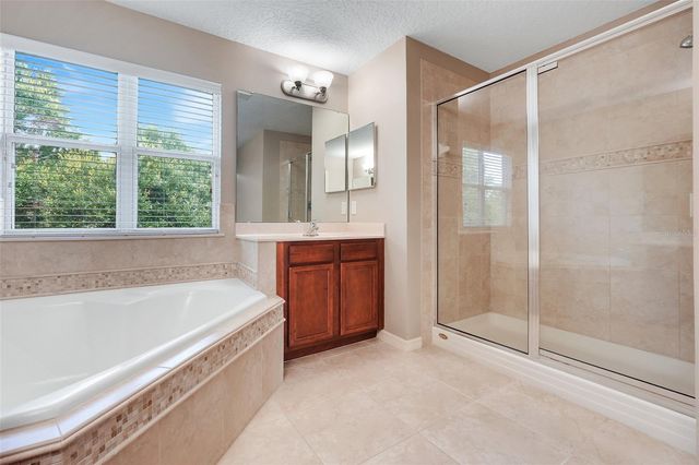 26023 MEADOW BREEZE LANE, Leesburg, FL 34748