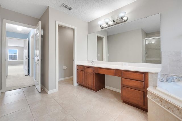 26023 MEADOW BREEZE LANE, Leesburg, FL 34748