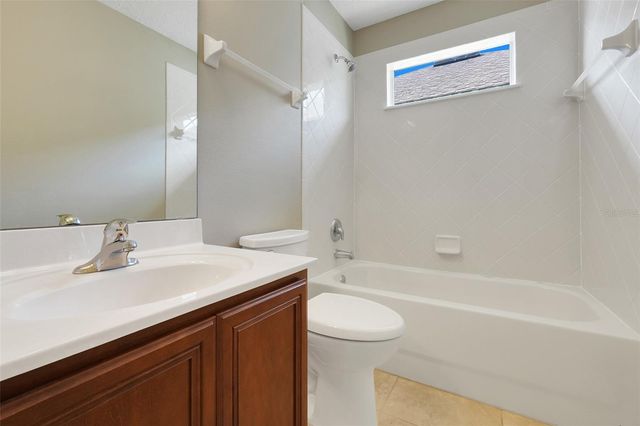 26023 MEADOW BREEZE LANE, Leesburg, FL 34748
