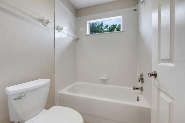 26023 MEADOW BREEZE LANE, Leesburg, FL 34748