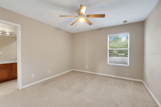 26023 MEADOW BREEZE LANE, Leesburg, FL 34748