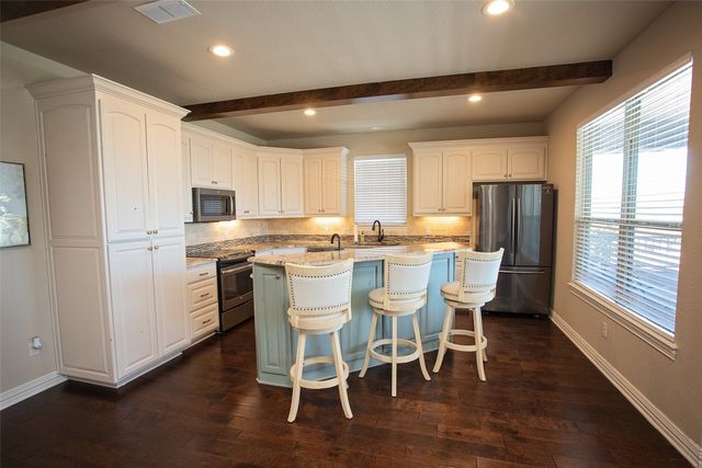 185 Oyster Bay Drive, Possum Kingdom Lake, TX 76449