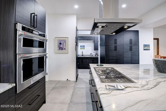 5100 E Calle Brillante, Tucson, AZ 85718