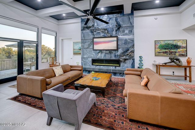 5100 E Calle Brillante, Tucson, AZ 85718