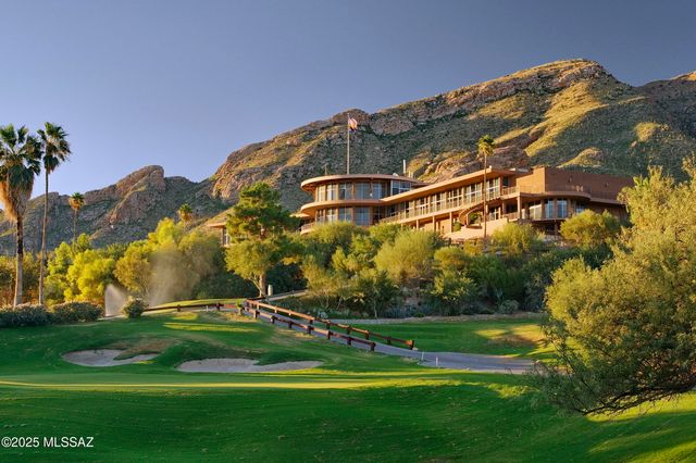 5100 E Calle Brillante, Tucson, AZ 85718