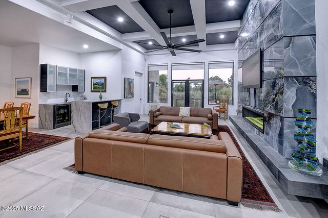 5100 E Calle Brillante, Tucson, AZ 85718