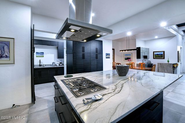 5100 E Calle Brillante, Tucson, AZ 85718