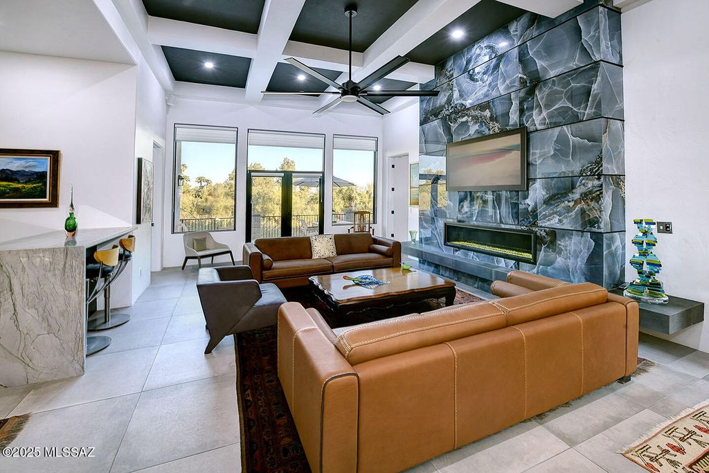 5100 E Calle Brillante, Tucson, AZ 85718