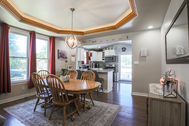 2830 AVENUE D, Council Bluffs, IA 51501