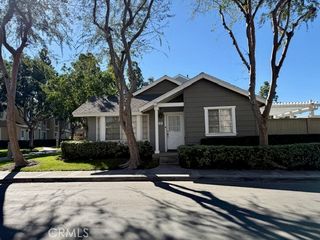 63 Thicket, Irvine, CA 92614
