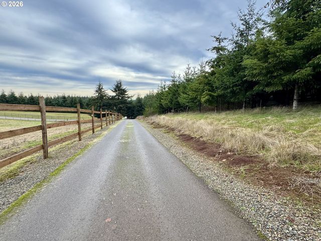 Everett Dr S, Salem, OR 97306