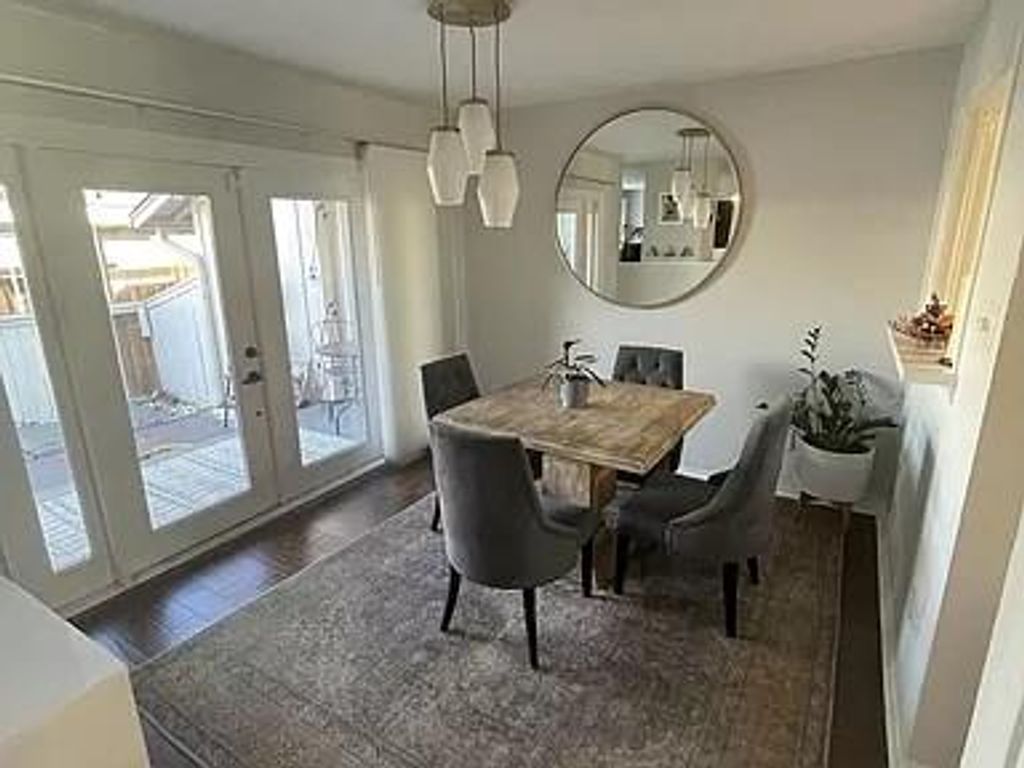 2007 Sandberg DR, Austin, TX 78752