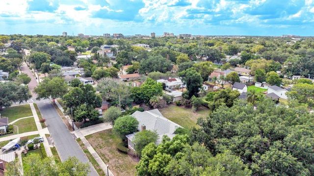 747 S CLAYTON AVENUE, Lakeland, FL 33801