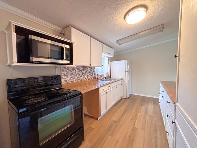 15279 Floyd Holton Rd, Prairieville, LA 70769