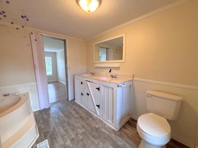 15279 Floyd Holton Rd, Prairieville, LA 70769