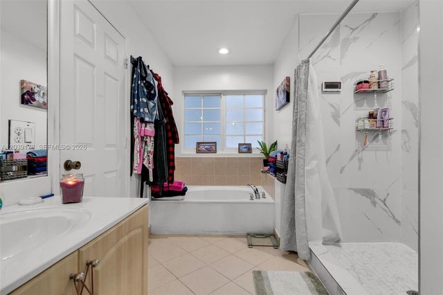 1760 NE 36th Avenue, Homestead, FL 33033