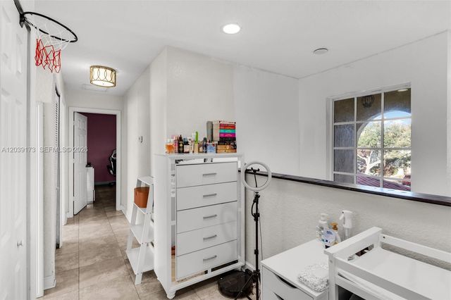 1760 NE 36th Avenue, Homestead, FL 33033