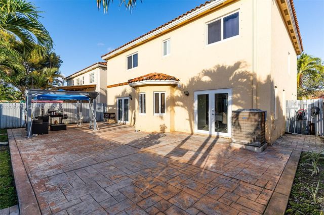 1760 NE 36th Avenue, Homestead, FL 33033