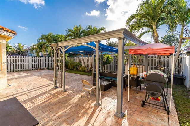 1760 NE 36th Avenue, Homestead, FL 33033