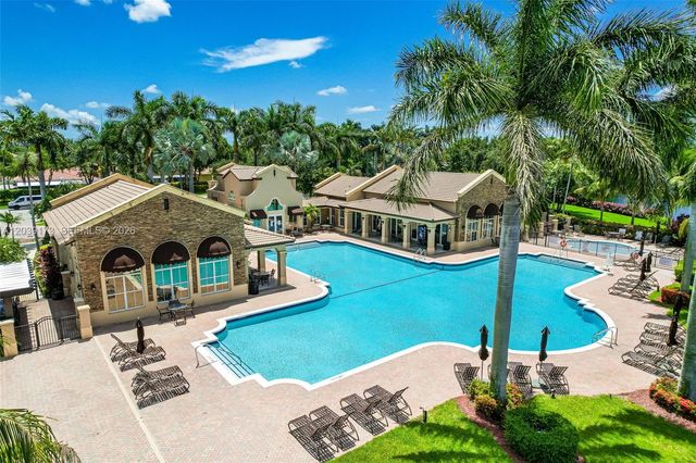 1760 NE 36th Avenue, Homestead, FL 33033
