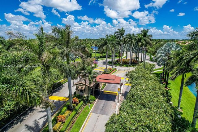1760 NE 36th Avenue, Homestead, FL 33033