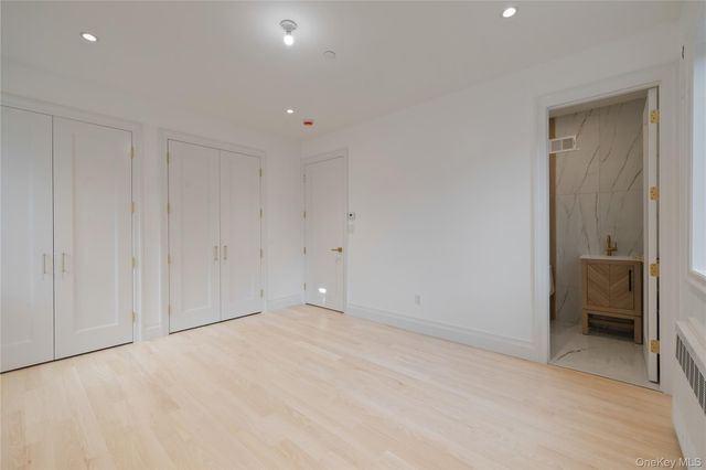 27 Ellish Parkway 103, Spring Valley, NY 10977