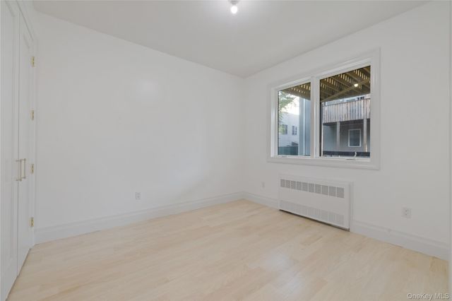 27 Ellish Parkway 103, Spring Valley, NY 10977