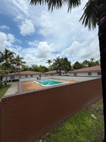 2551 NW 26th Street, Sunrise, FL 33313
