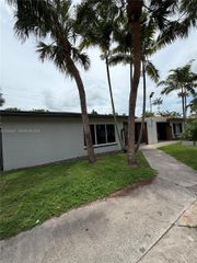 2551 NW 26th Street, Sunrise, FL 33313