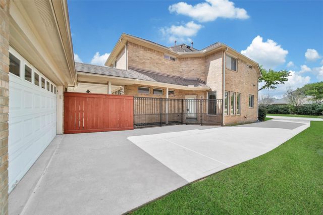 6530 Monte Bello Ridge Lane, Houston, TX 77041