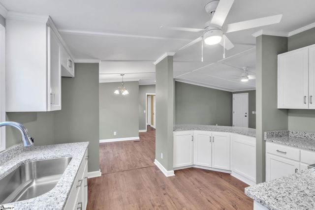 423 Valleybrook Lane, Greer, SC 29651