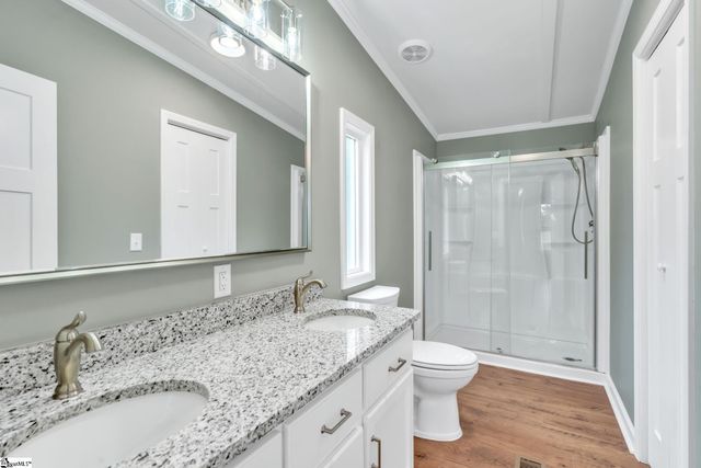 423 Valleybrook Lane, Greer, SC 29651