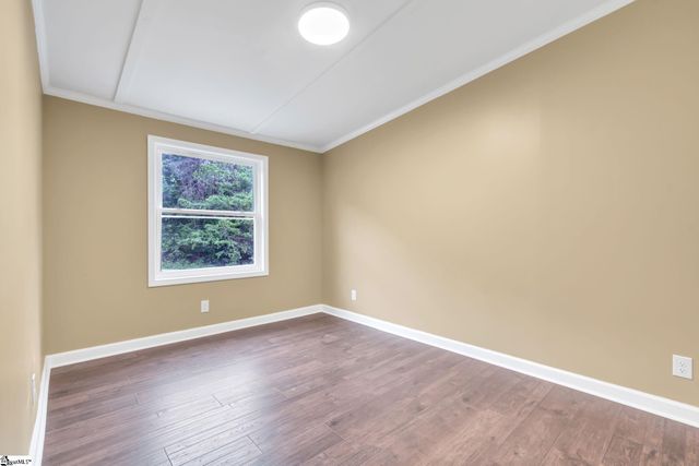 423 Valleybrook Lane, Greer, SC 29651