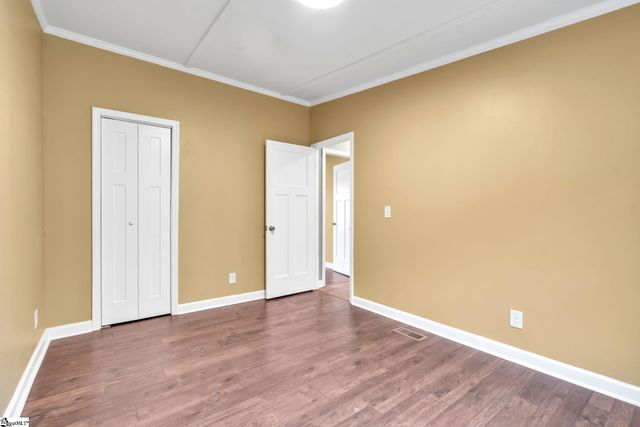 423 Valleybrook Lane, Greer, SC 29651