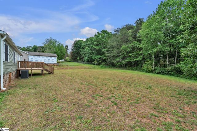 423 Valleybrook Lane, Greer, SC 29651
