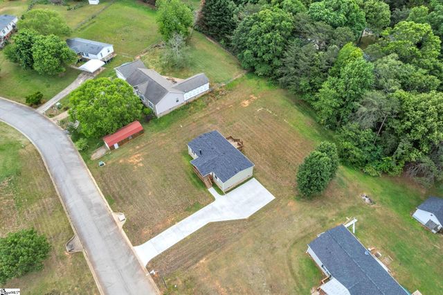 423 Valleybrook Lane, Greer, SC 29651