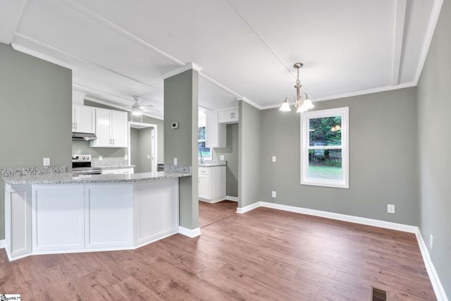 423 Valleybrook Lane, Greer, SC 29651